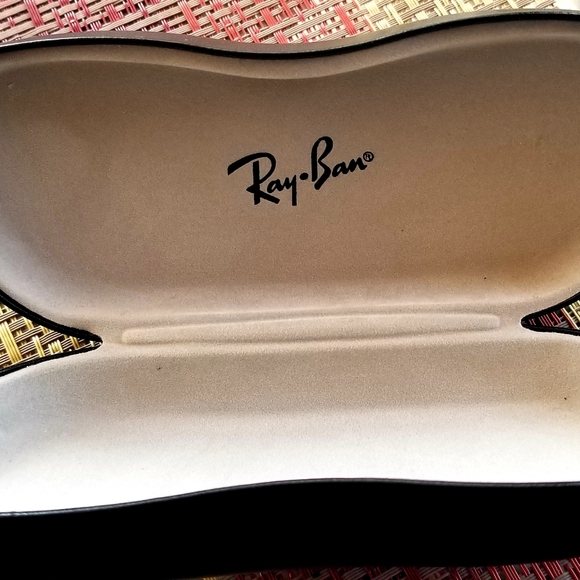 Raybans - Picture 5 of 6
